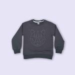 بلوز دورس آستین بلند پسرانه طرح خرس رنگ قرمز و ذغالی – نمای روبه‌رو مناسب ۱ تا ۱۵ سال